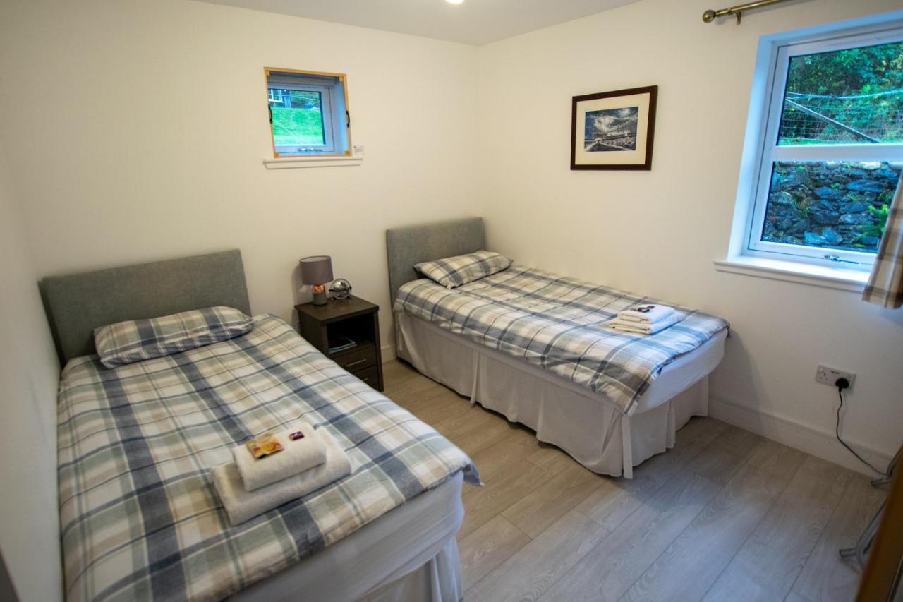 Hotel Corran Bunkhouse Exterior foto The second bedroom
