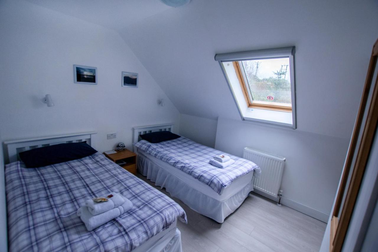 Hotel Corran Bunkhouse Exterior foto A room at the hotel